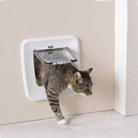 Savic Access 4-Way Upgradable Дверь-створка улучшаемая для кошек 4 положения, белая – интернет-магазин Ле’Муррр
